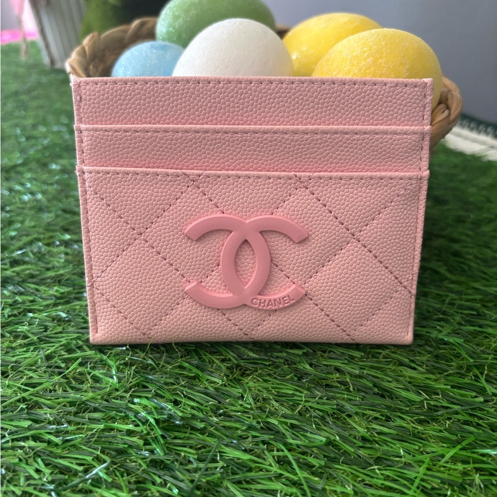 Pink Quilted Card Holder - Picture 2 of 4